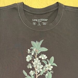 Life is Good Women's Long-Sleeved Antique Plum Blossom Painting Crusher T